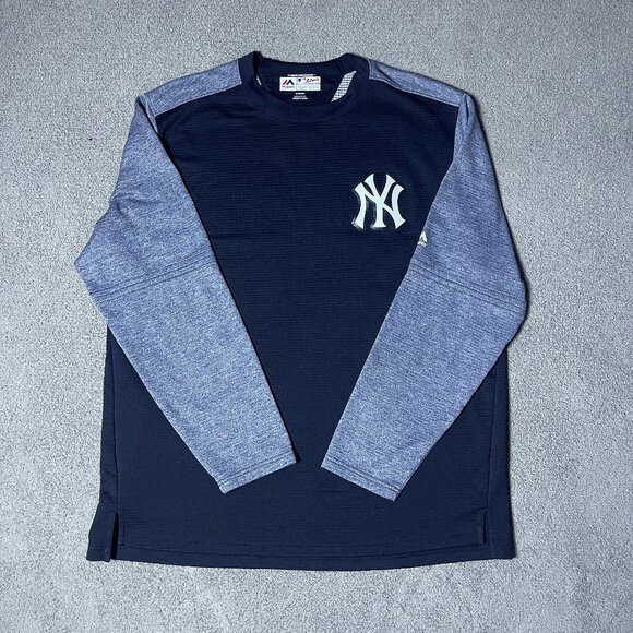 Share Majestic New York Yankees MLB Baseball Thermabase Pullover Sweatshirt Men' - Picture 1 of 5